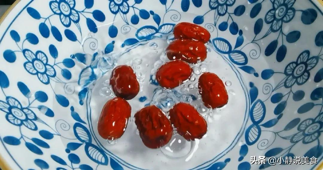 白木耳每天吃能养颜,木耳女人吃了有什么好处美白