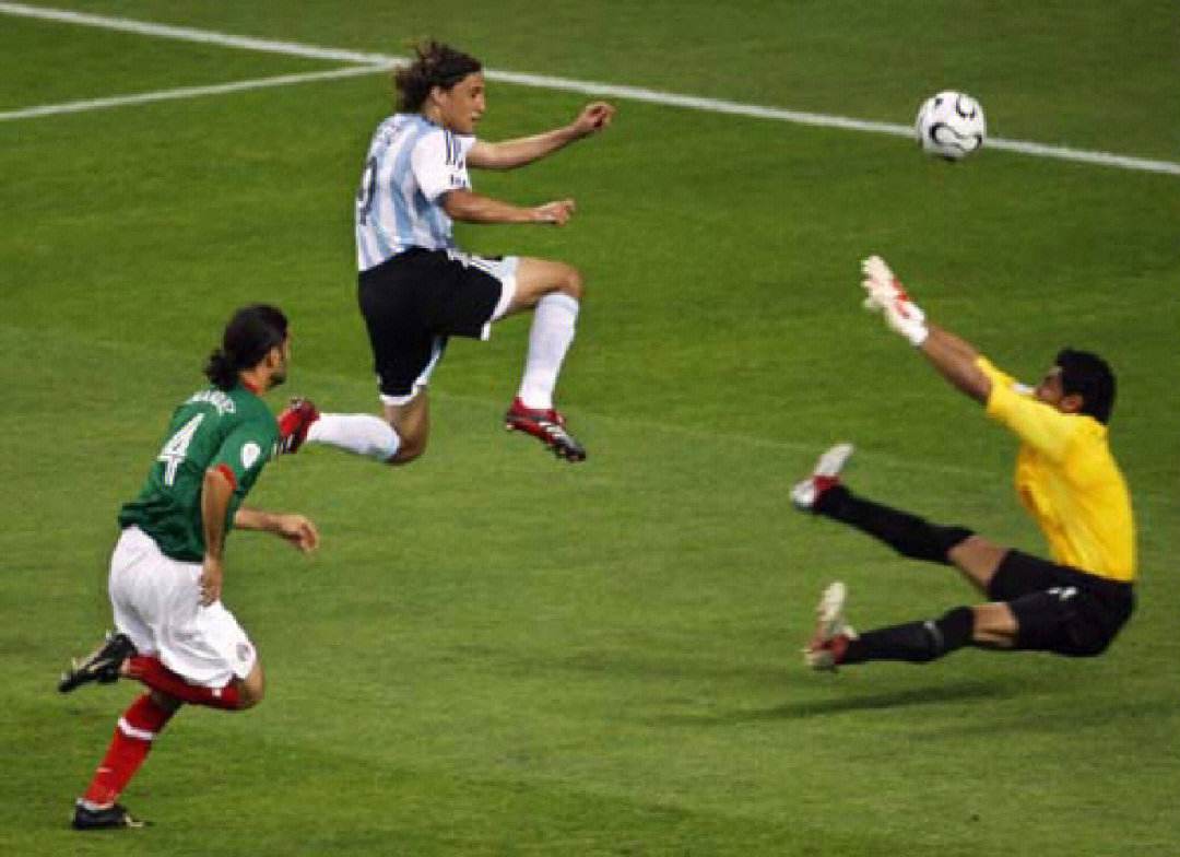 梅西首次袒露自己的心声,梅西阿根廷的故事