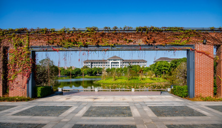 福建理工大学——真、诚、勤、勇