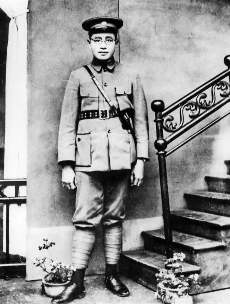 十大元帅与十大将中的五虎将,十大元帅和十大将军分别是谁