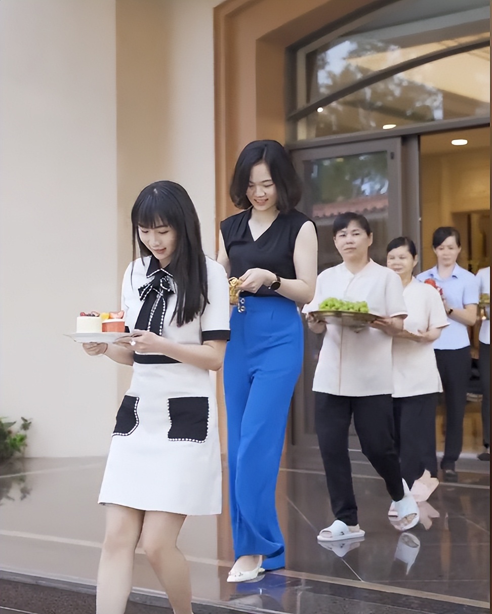 爆火全网身价千万6大富婆：从cici到abcd妈，谁才是第一阔太？