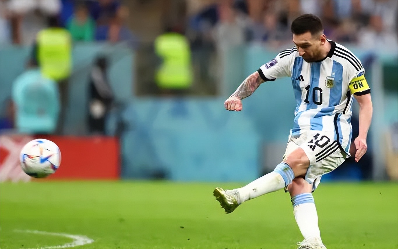 梅西夺冠历史地位超马拉多纳,梅西夺冠超越贝利