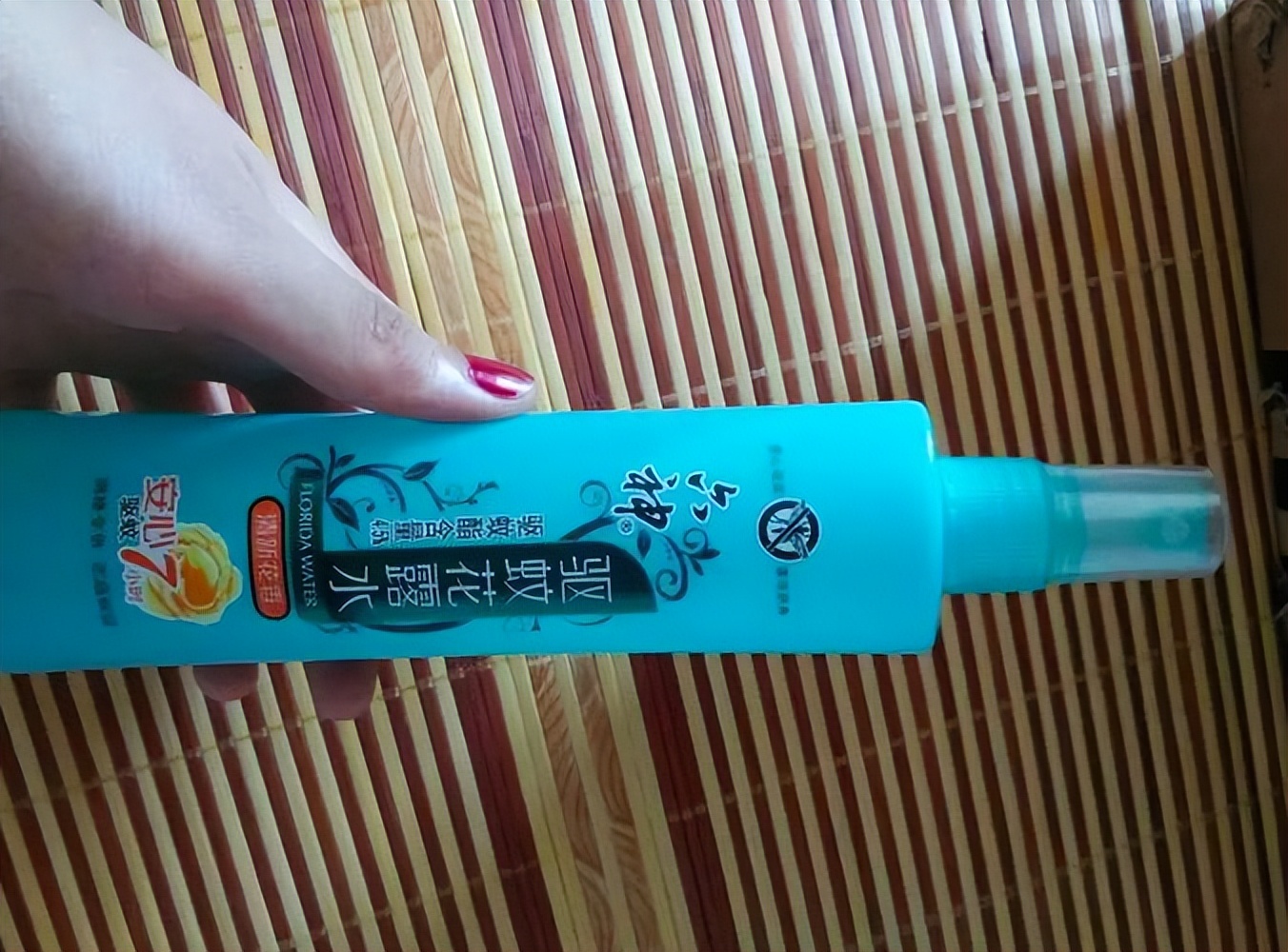 10块钱10瓶六神花露水,老牌经典款六神花露水