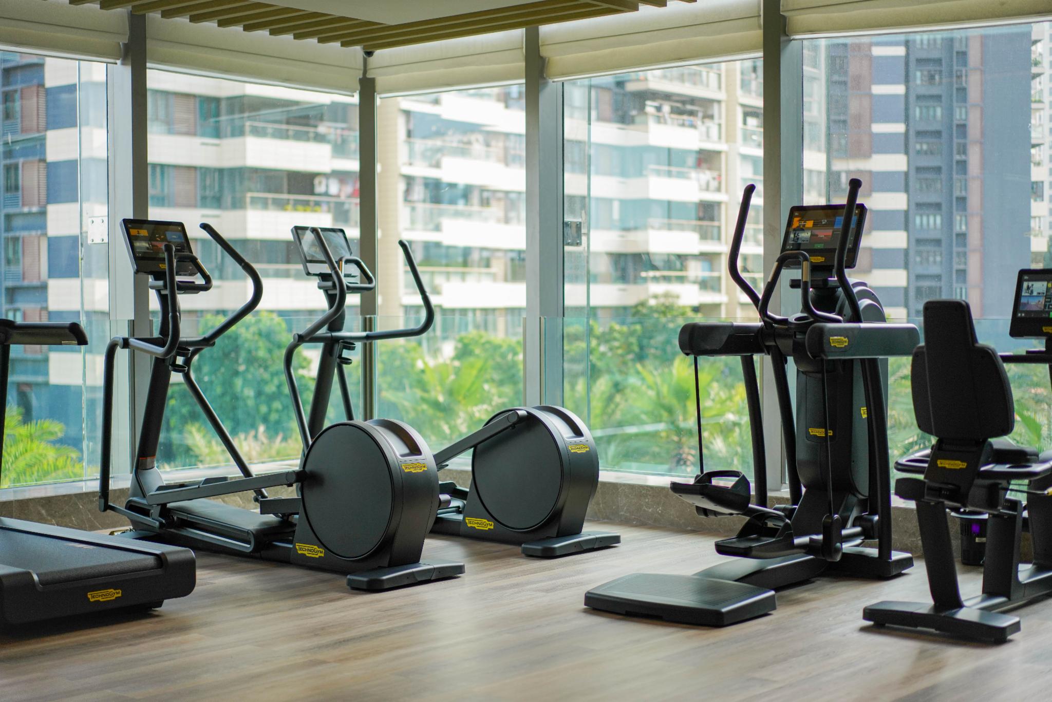 深圳机场旁的低调高雅酒店，尽享热带雨林花园，差旅入住首选酒店