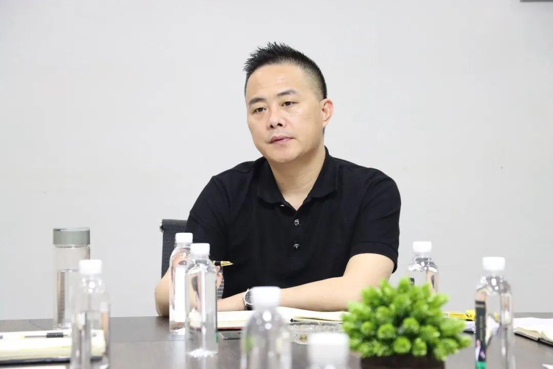 全力出击·奋进六月｜隆饰板材组织召开5月份营销总结大会！