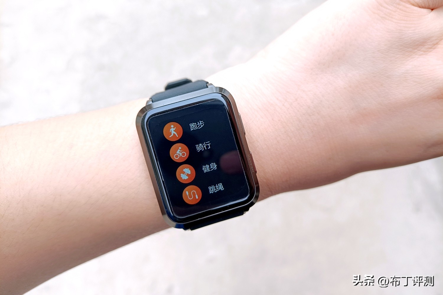 气泵式血压手表评测,加压气泵式智能手表