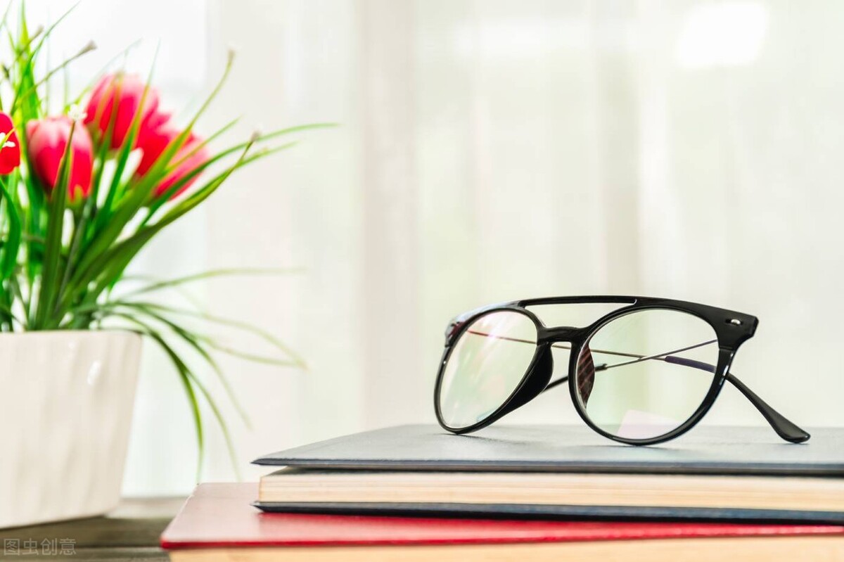 连锁店配眼镜好还是批发好,阿里眼镜批发平台