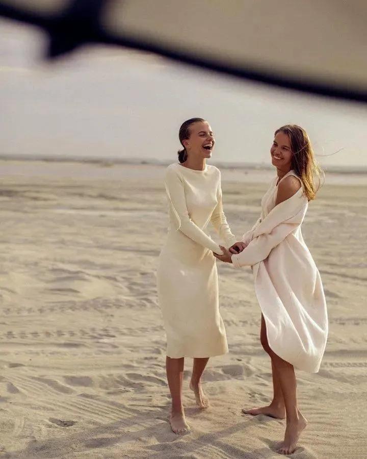 简约风格看起来高级穿搭,极简穿搭永不过时穿的就是气质