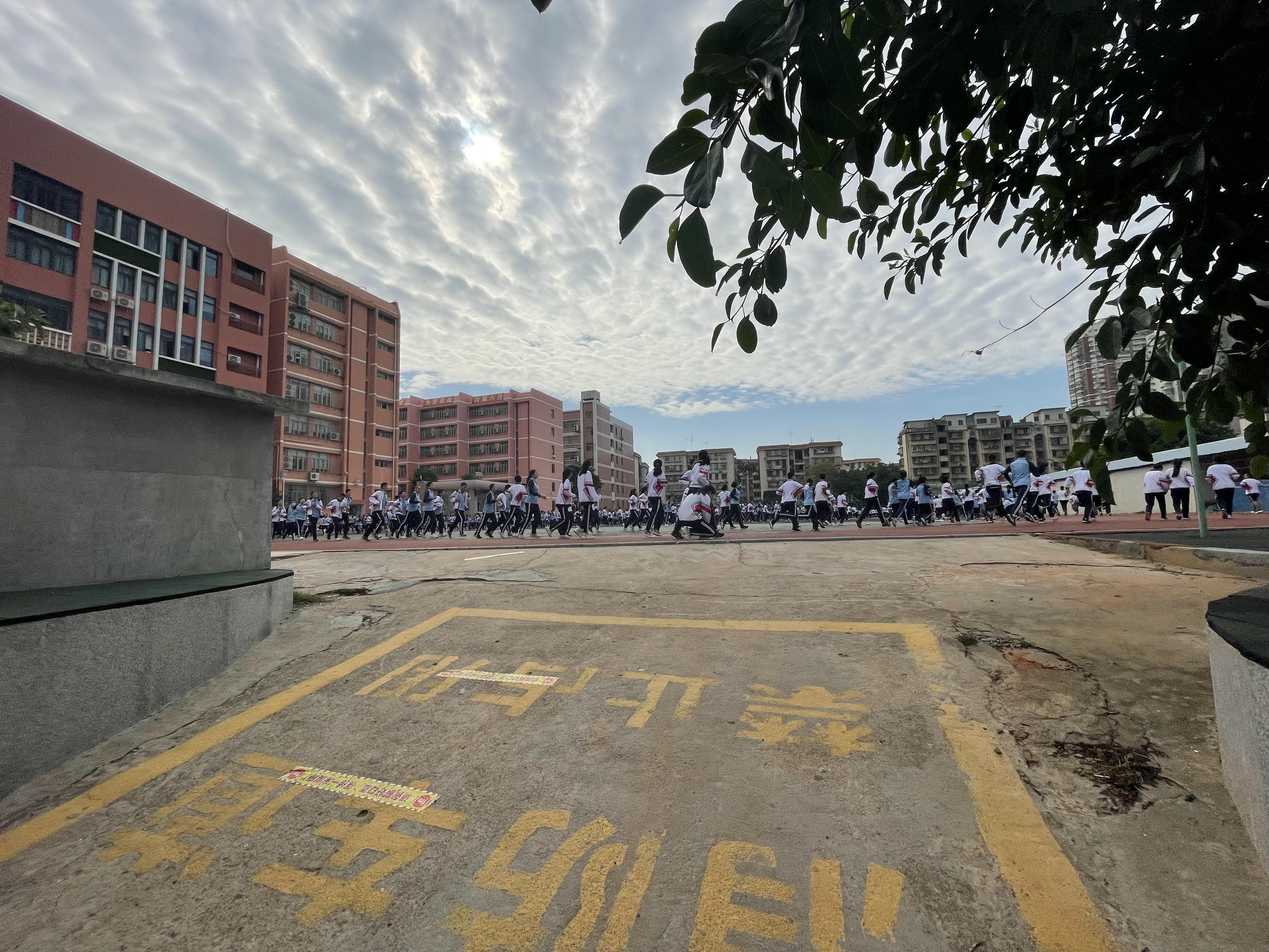 厦门莲花中学为什么叫莲花中学,厦门市莲花中学简介