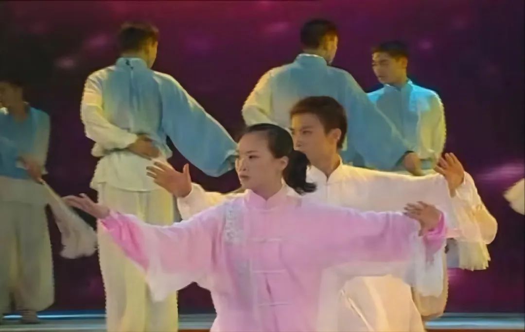 体能训练对儿童的好处有哪些,体能训练有利于孩子提高智力吗