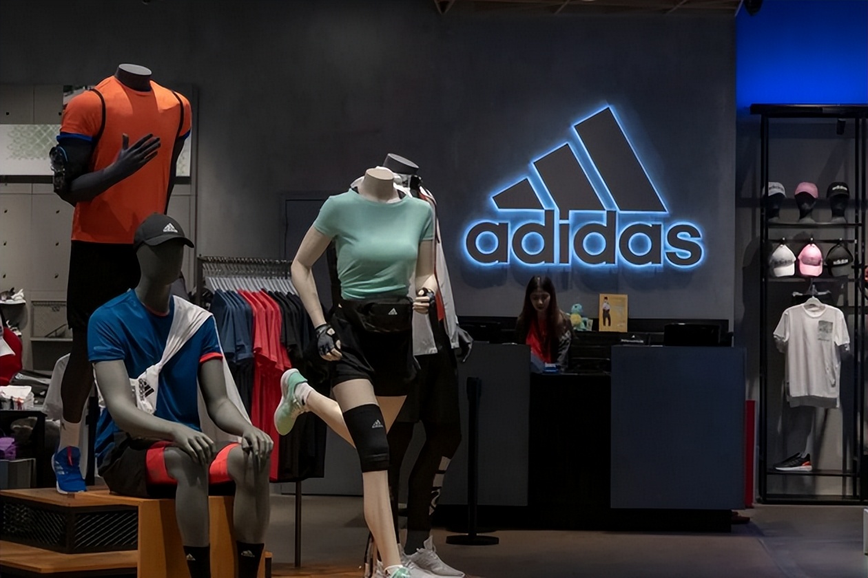 李宁帽子事件有结果了吗,李宁的帽子爆照