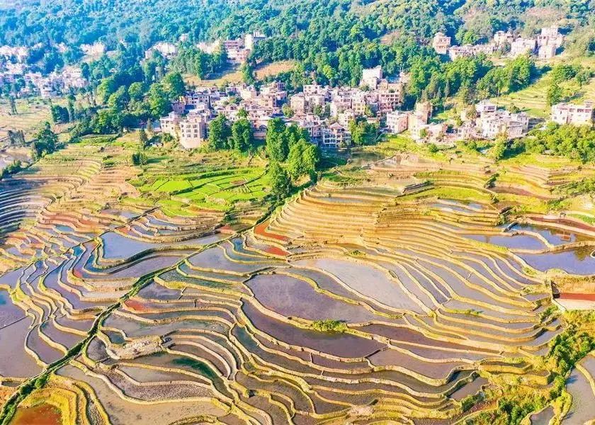 川西云南深度自驾游最佳攻略,滇东南西南大环线旅游
