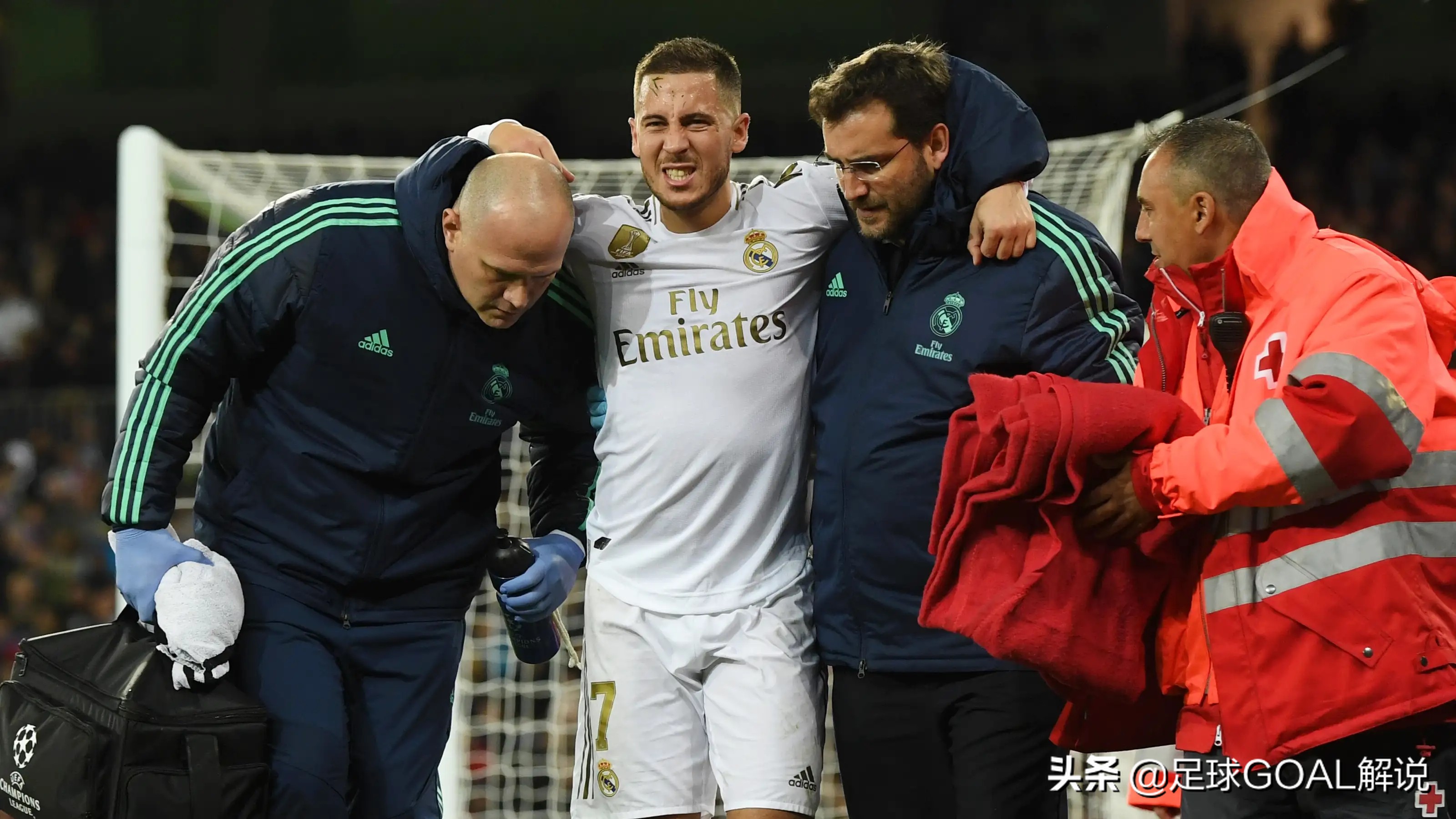 巴萨引援伊布新消息,伊布自由转会曼联