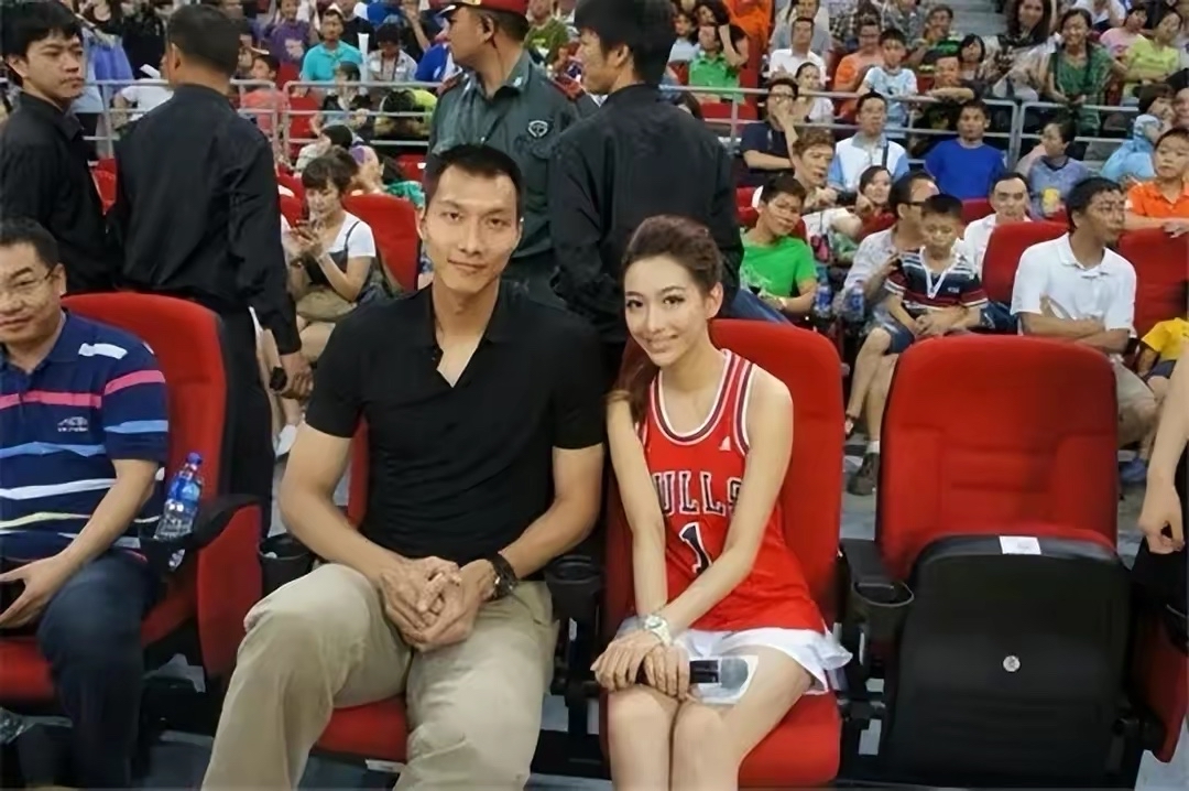 姚明妻子和易建联妻子,姚明易建联的妻子