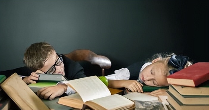 高中生抗压能力差该怎么引导,高中学生如何提高抗压能力