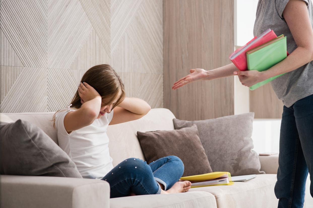 长大和父母不亲的孩子,孩子跟父母不亲近的原因