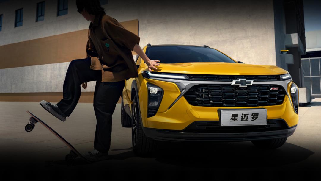 雪佛兰星迈罗最低配试驾,大黄蜂星迈罗2022款落地价