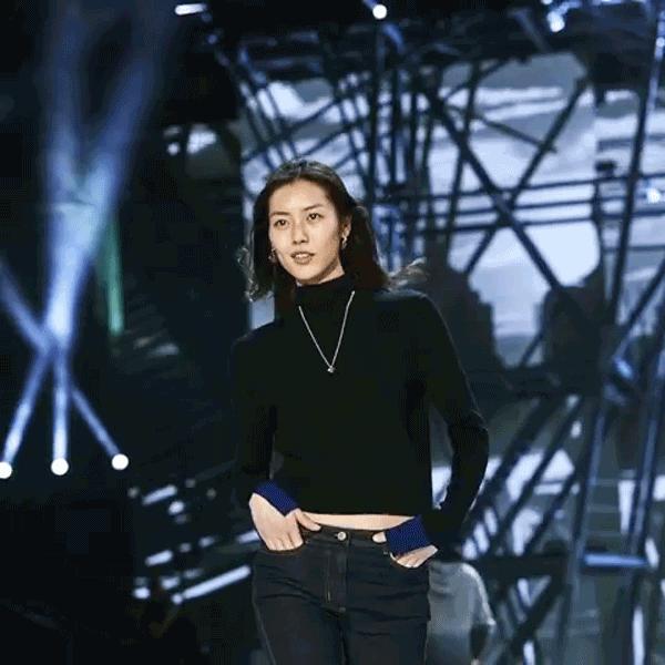 被毁容后她意外重生小说,被毁容修复好的女人