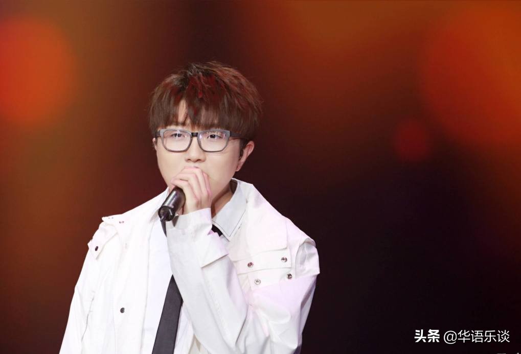 周杰伦收费价目表,邓紫棋周杰伦收入