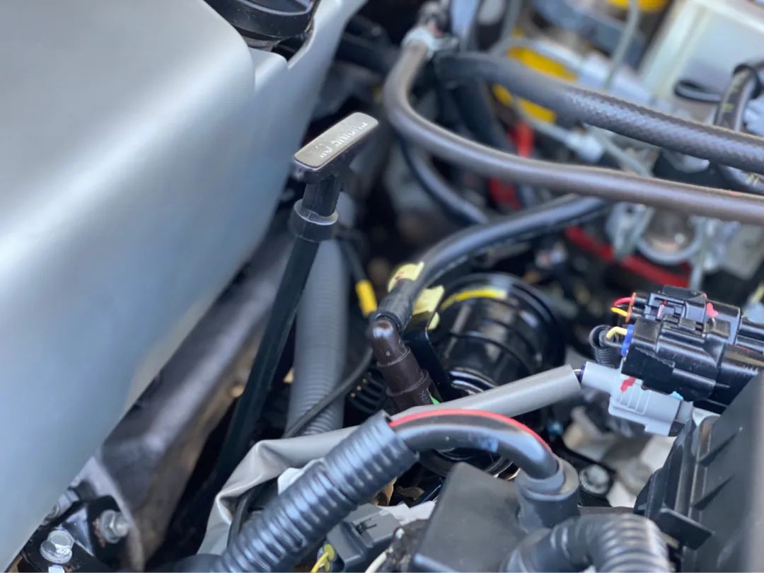 陆巡lc100中控台翻新视频,陆巡lc100内饰翻新