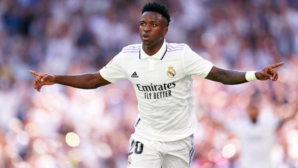 同等的付出不一定得到同等的回报,相同付出得到公平