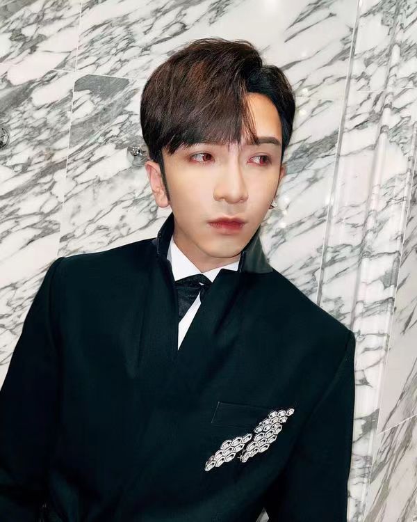 前tvb艺人自曝患上癌症,前tvb花旦上月秘密剖腹产