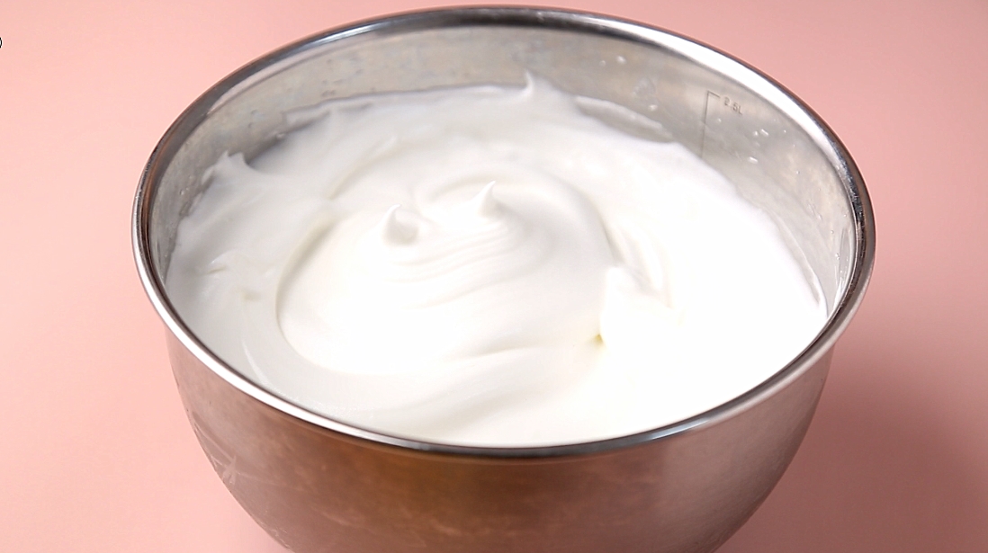 超可爱！！小熊维尼蛋糕卷，软萌好吃，入口即化