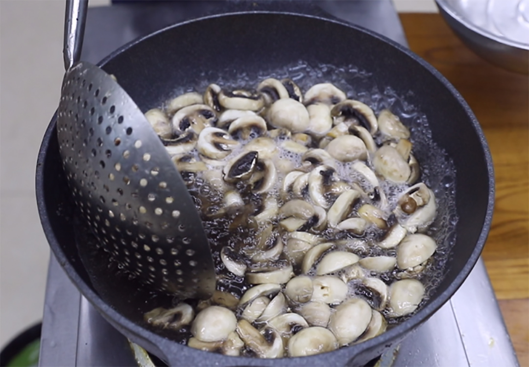 锌被称为“脑力之源”！家有孩子，多吃5种高锌食物，越吃越聪明