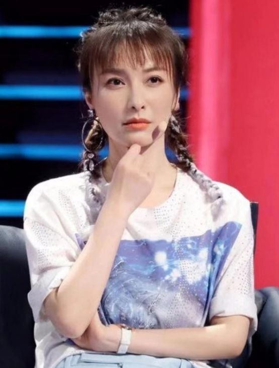 43岁女明星面容老态,被岁月催老容颜的十位女星