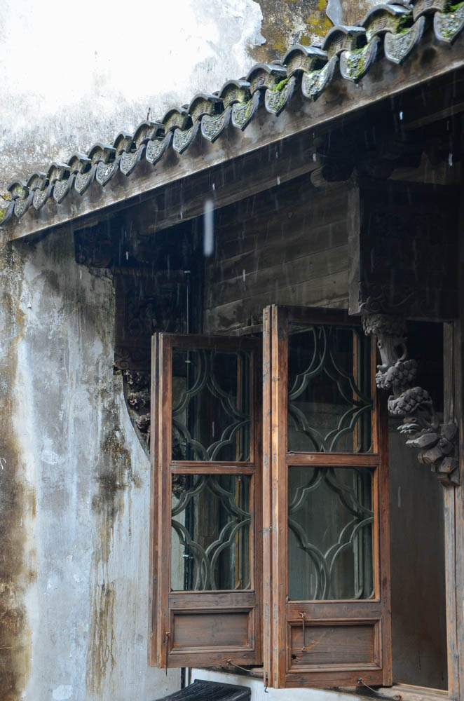 阴雨连绵不出门,乌镇阴雨绵绵