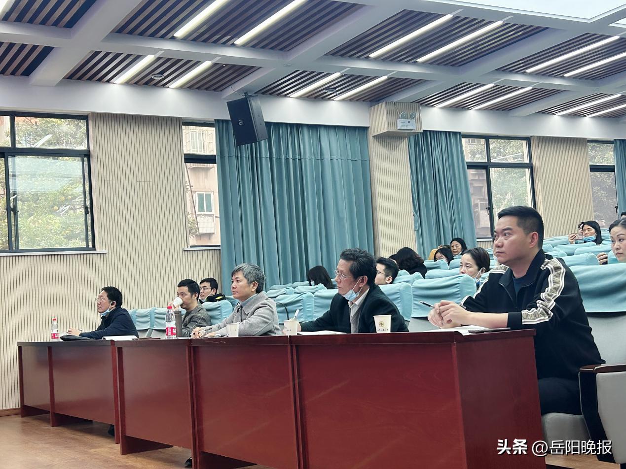 岳阳楼区枫树小学劳动实践记录,劳动观摩课教研活动总结