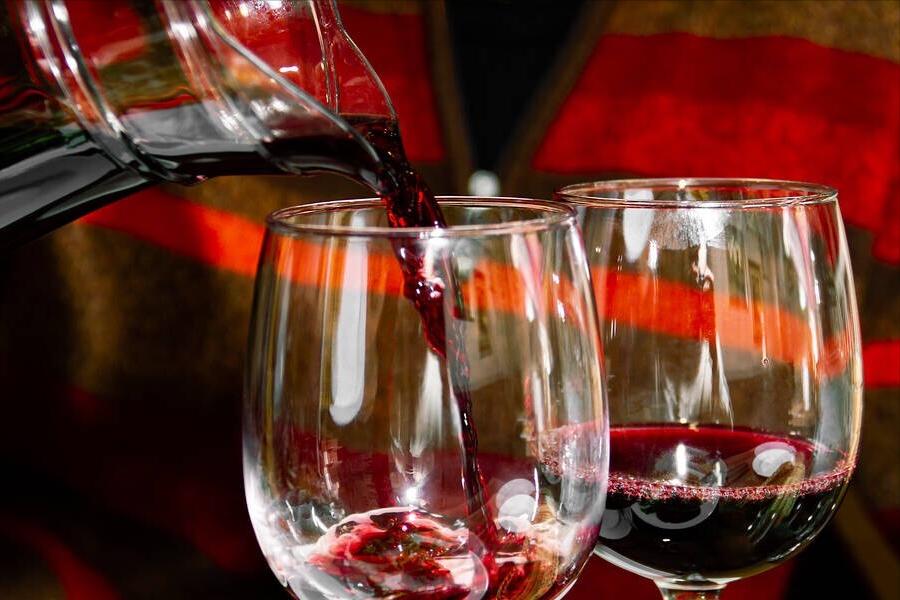 红酒怎么醒酒需要多长时间,红酒要醒酒多久比较好呢