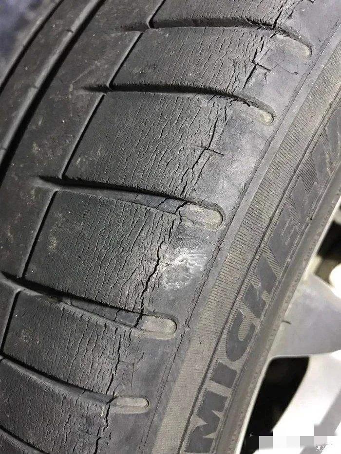 汽车轮胎多少钱一个,汽车轮胎几万公里换