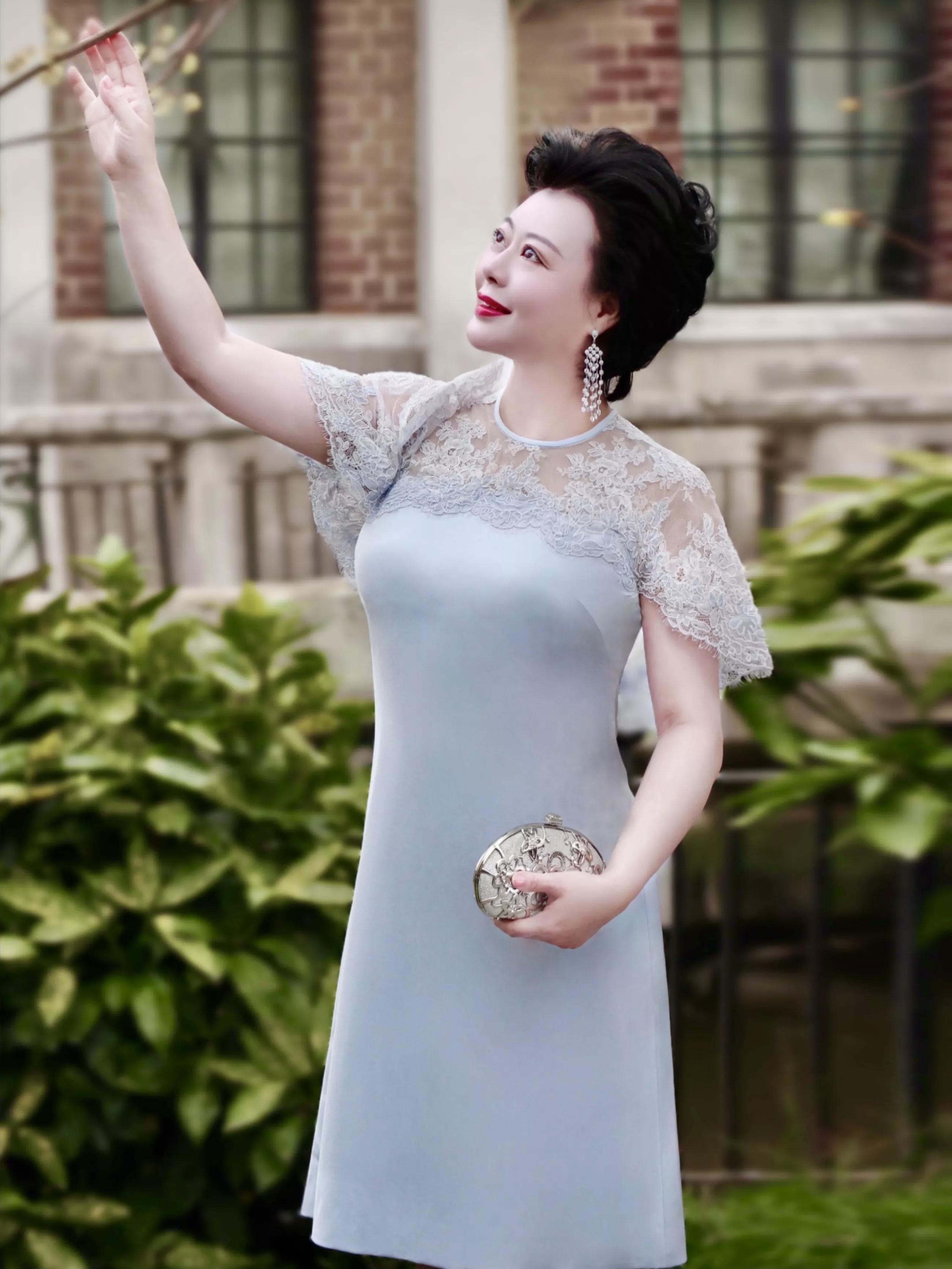 婆婆妈妈装婚礼夏款礼服,适合妈妈穿的优雅婚礼装