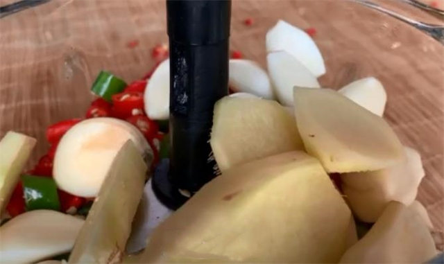 正宗辣椒酱配方大全,辣椒酱不加添加剂能正常存放多久