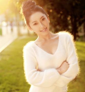 把戏子捧上天，四年赔光63亿，华谊兄弟大裁员背后，是娱圈的悲哀