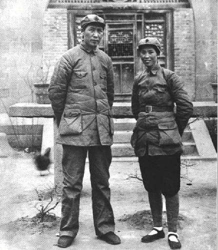 朱道来:*子珍贺**坚信他是毛岸红,身份成谜,毛*东泽**:把他交给组织