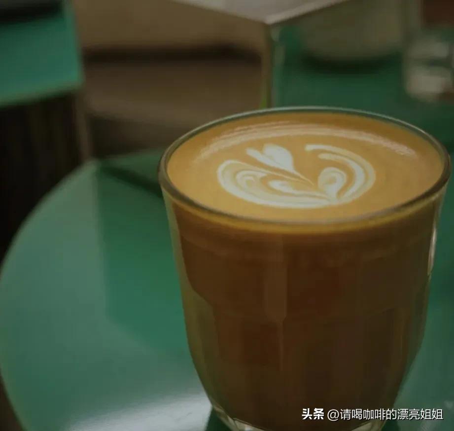 咖啡店常用的拿铁牛奶 (咖啡店用什么牛奶比较好)