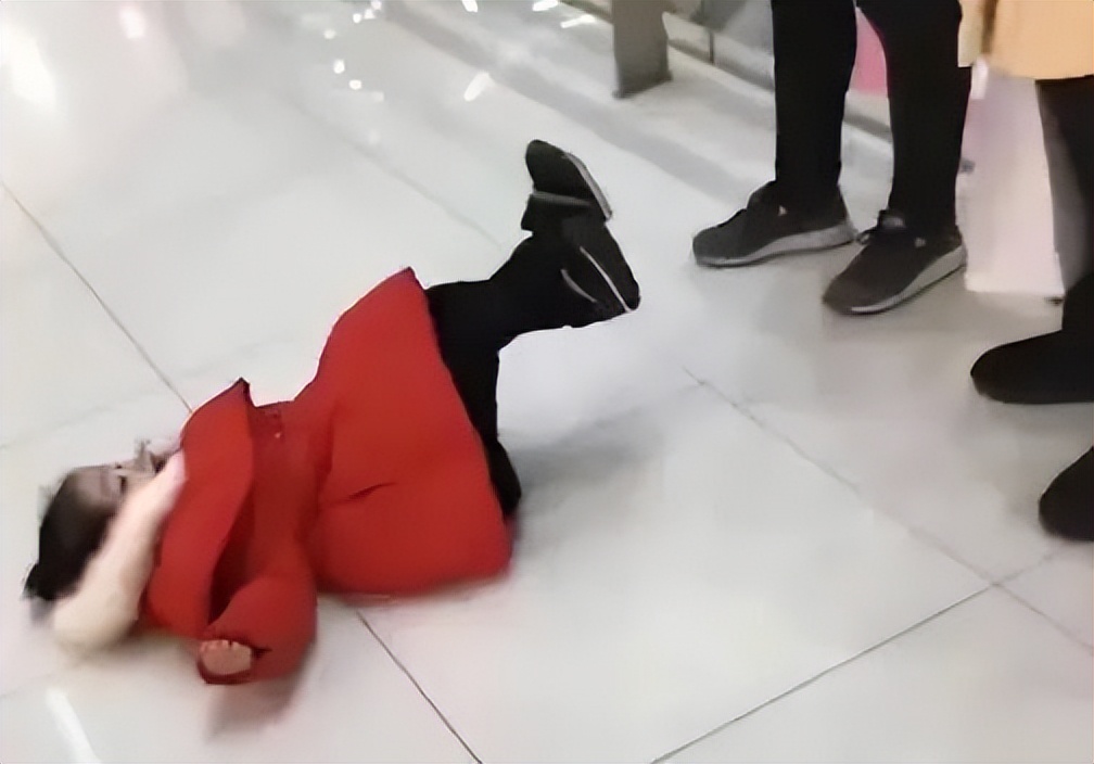 妈妈别打我了原视频,妈妈别打我了短视频