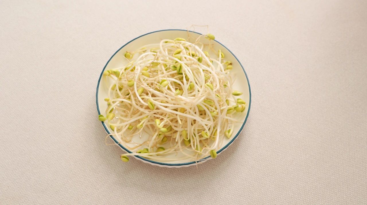 韭菜加上这些食材，天生绝配！常吃能疏通肠道，大肚腩也会变小