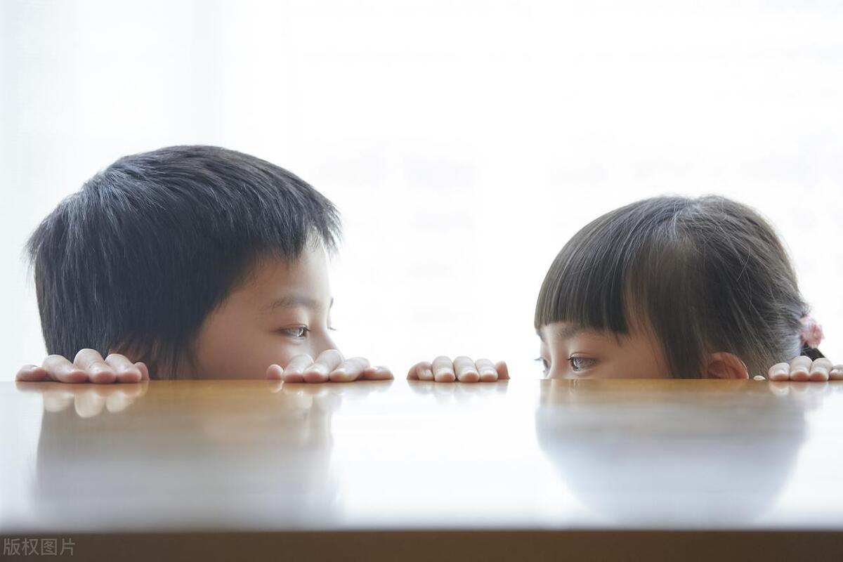 先天性性别认知障碍怎么治疗,小孩子得了性别认知障碍后续