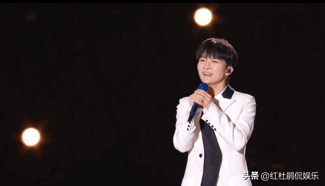 央视《大湾区音乐会》主持人调整，任鲁豫张韬连任，陈贝儿迎首秀