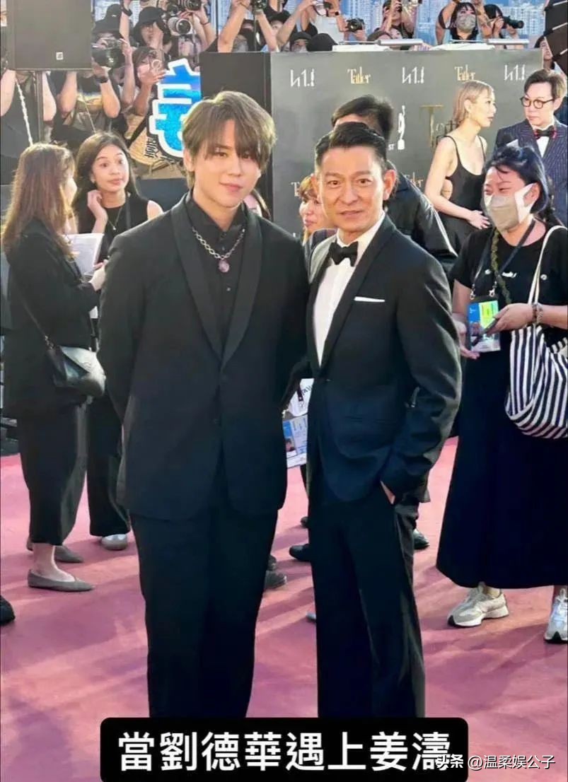 梁洛施大合照,梁洛施的富贵生活