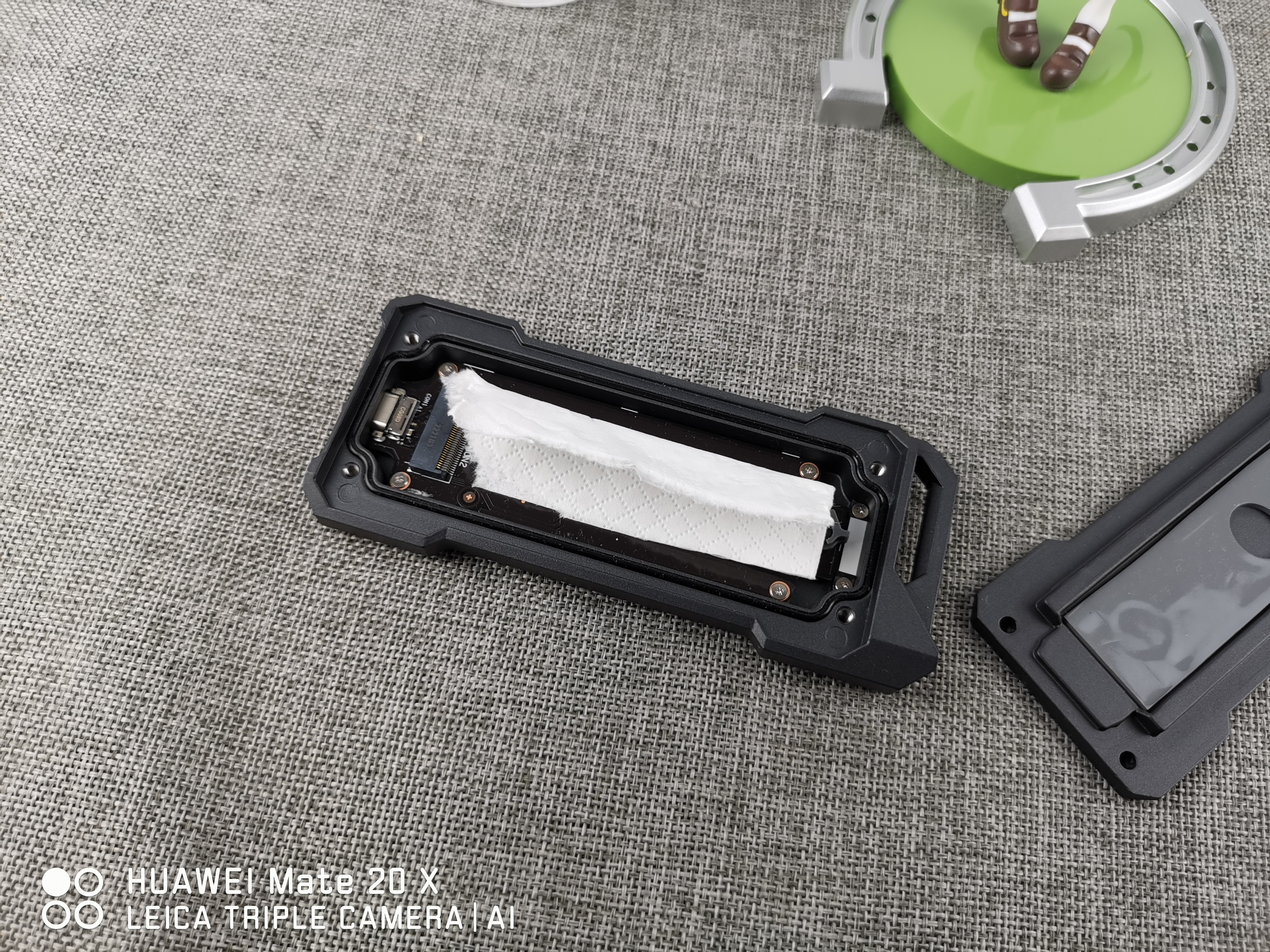 华硕tuf铠甲硬盘盒开箱,华硕tufgaming铠甲硬盘盒容量