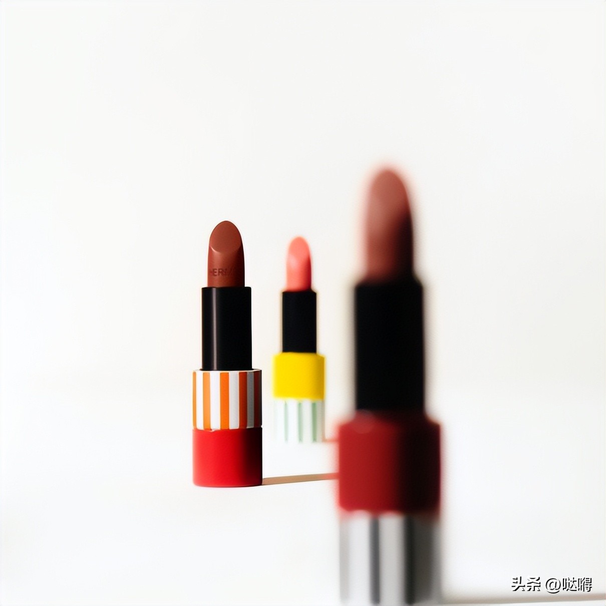 给男生科普一下口红的档次,给男士们科普一下口红档次