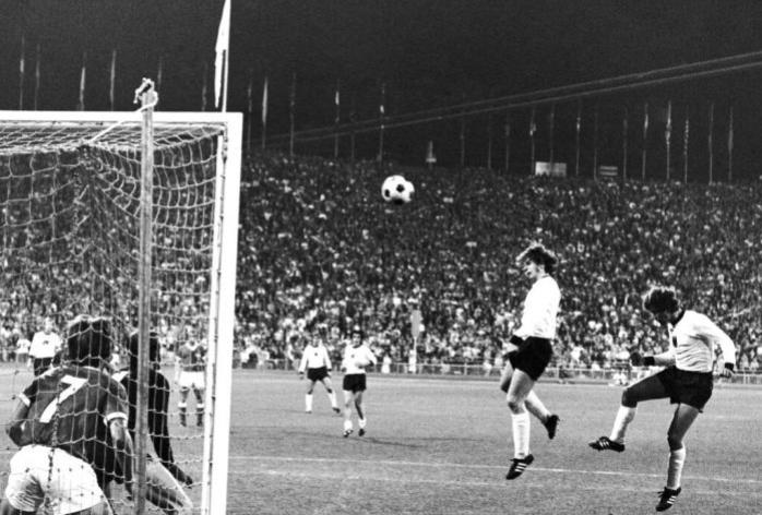 奥运会足球上届冠军,东德足球队历史战绩