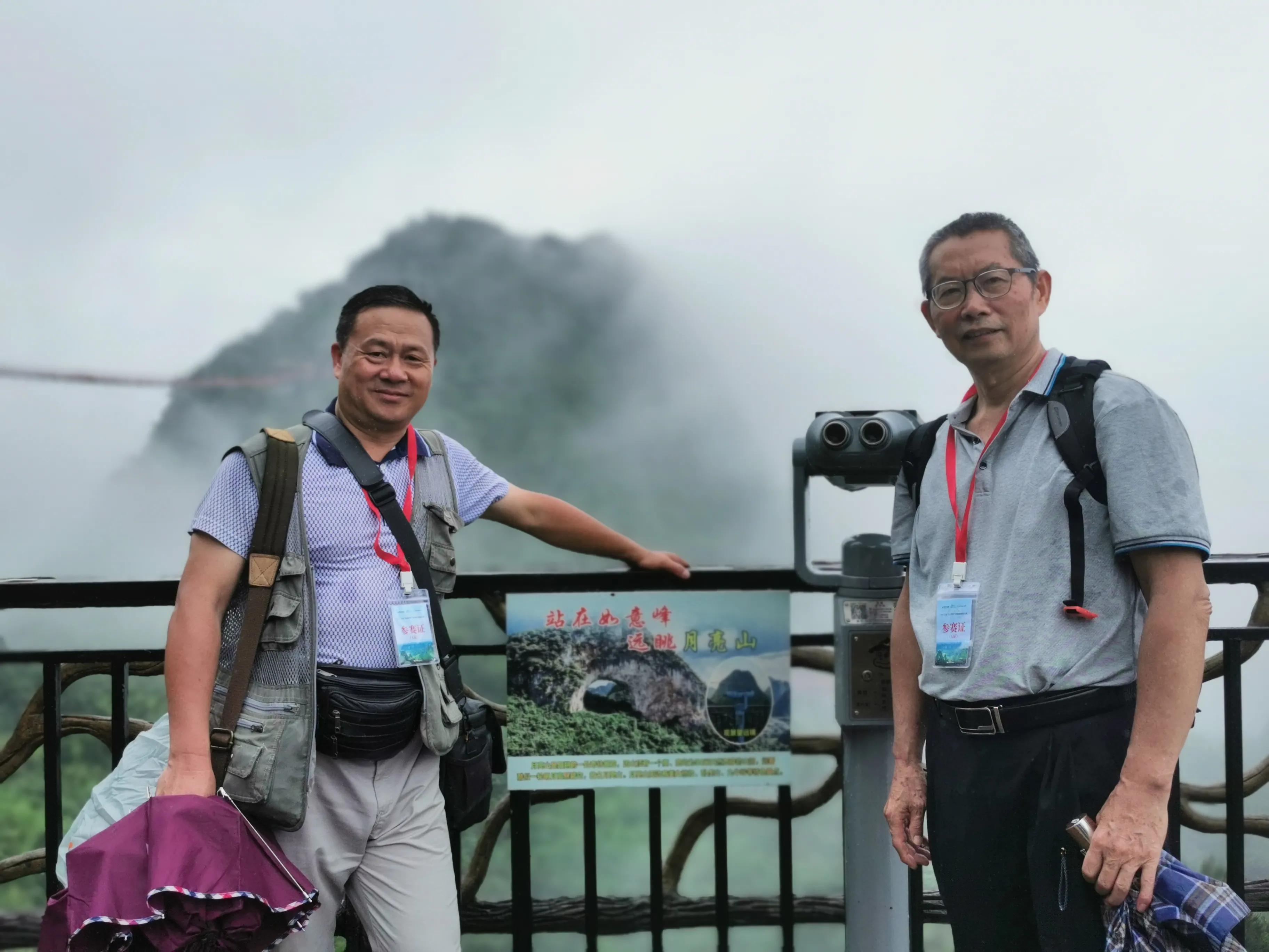 桂林阳朔如意峰一镜到底,阳朔如意峰全景