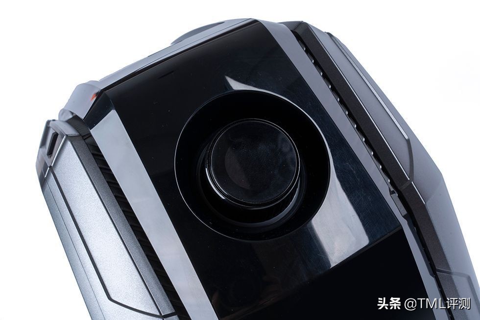 来自旗舰顶配的快乐—微星宙斯盾Ti5（12th）游戏主机评测