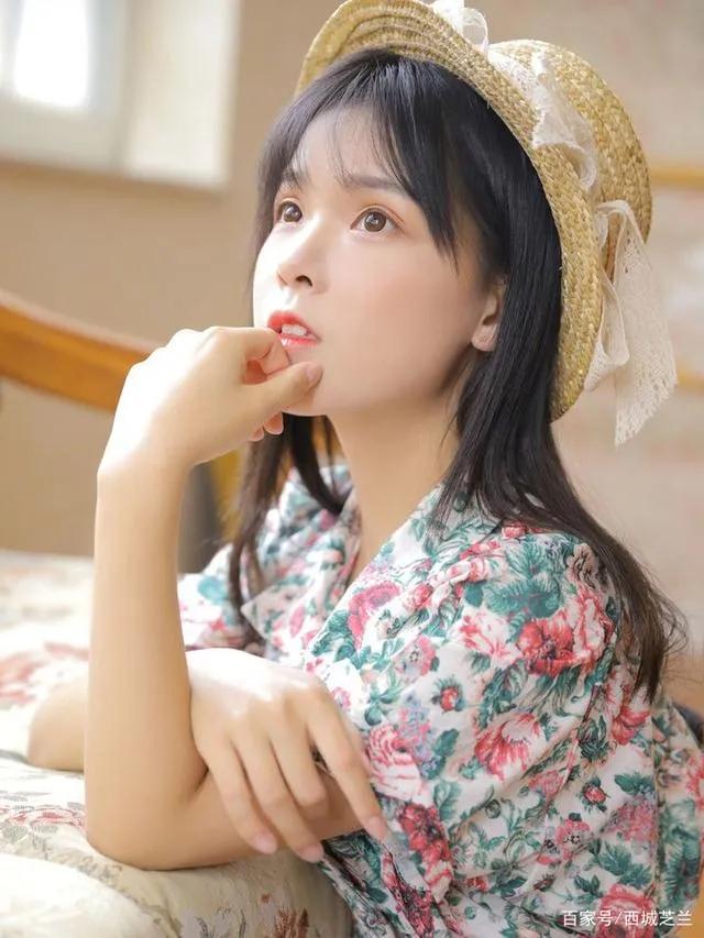 如何展开撩妹聊天话题,跟女生聊哪些有趣好玩幽默的话题