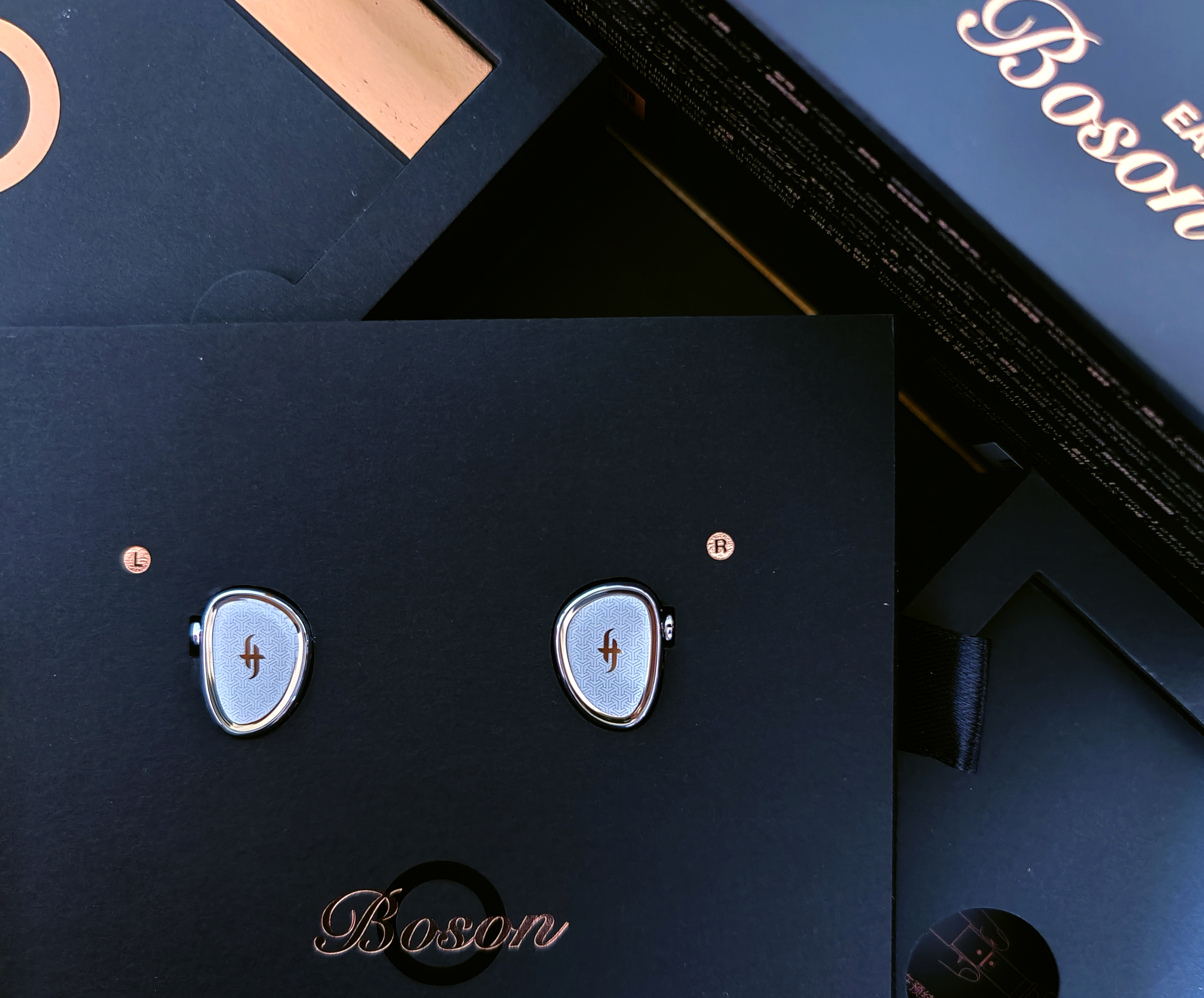 兴戈ea2000对比苹果耳机,兴戈ea2000搭配播放器